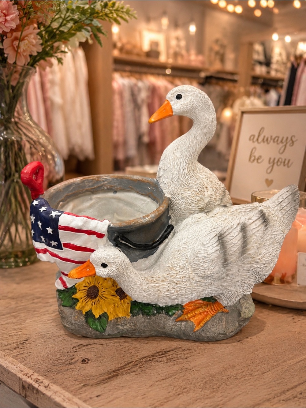 NWT Stars and Stripes TJ Maxx Goose Planter